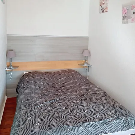 Apartment En Front De Avec Parking Et Wifi, 4 Couchages - Fr-1-746-30 Courseulles-sur-Mer