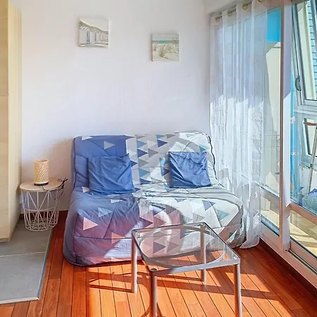 Apartment En Front De Avec Parking Et Wifi, 4 Couchages - Fr-1-746-30 Courseulles-sur-Mer
